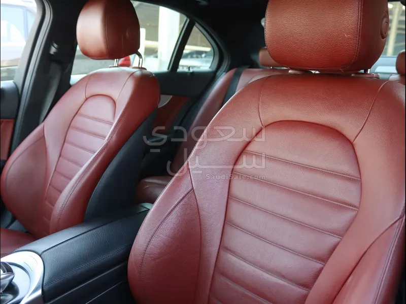 2020 Mercedes-Benz C 200