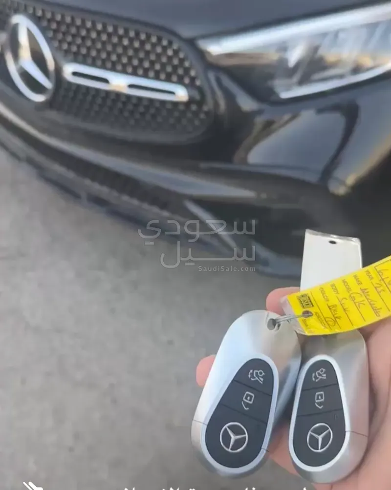 2025 مرسيدس - بنز جي إل سي 300