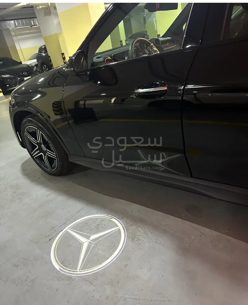 2025 مرسيدس - بنز جي إل سي 300
