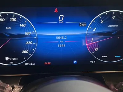 2025 مرسيدس - بنز جي إل سي 300