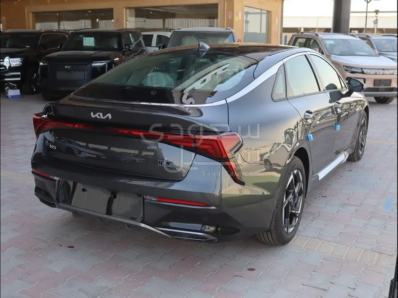 2026 Kia K5