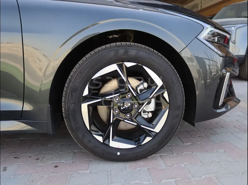 2026 Kia K5