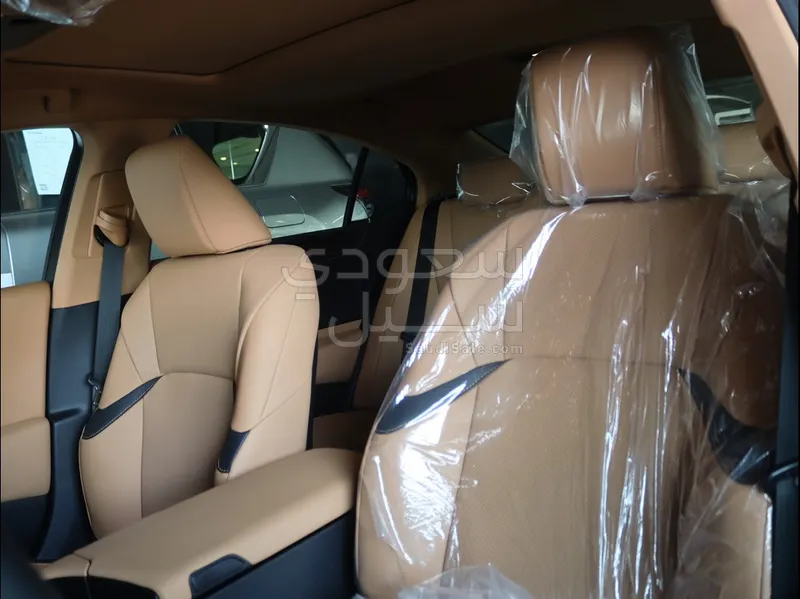 2025 Lexus ES 250