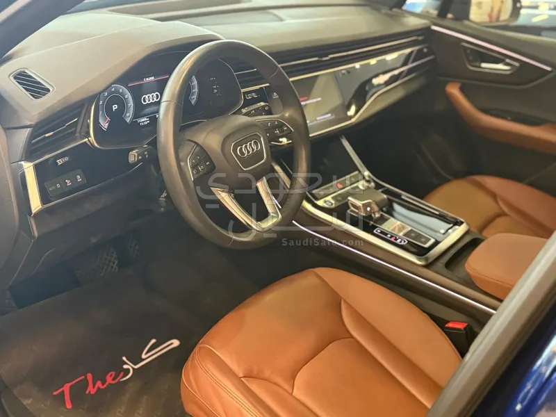 2021 Audi Q7 S line