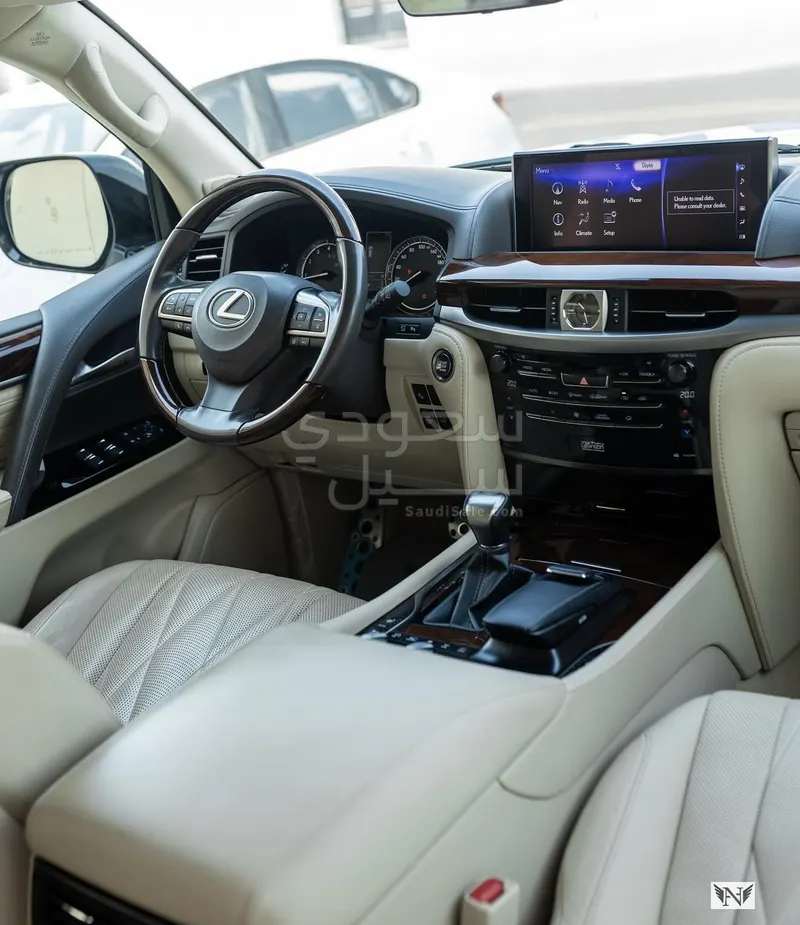 2019 Lexus LX 570 S