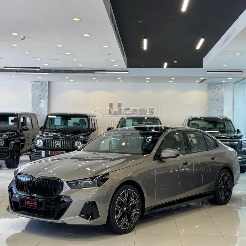 2024 BMW 5 Series 520i