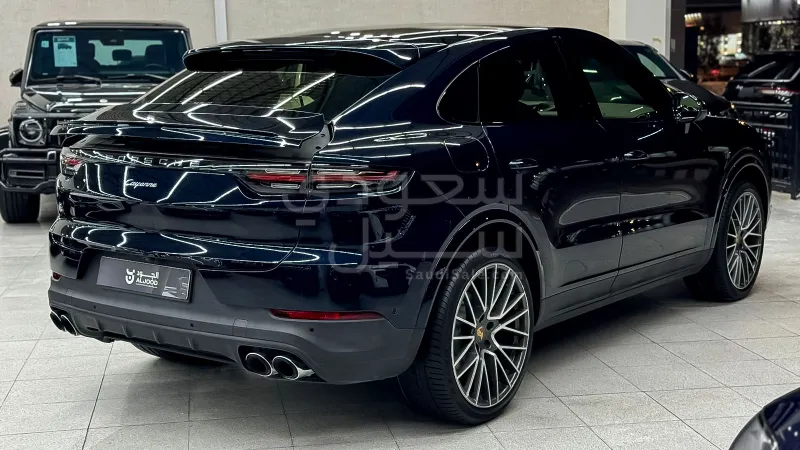 2022 Porsche Cayenne Coupe
