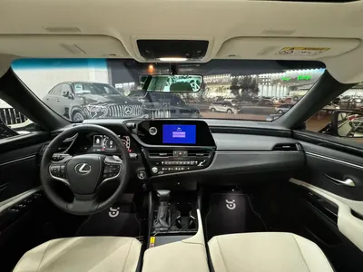 2025 Lexus ES 250