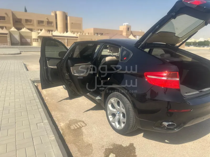 2012 بي ام دبليو الفئة اكس 4