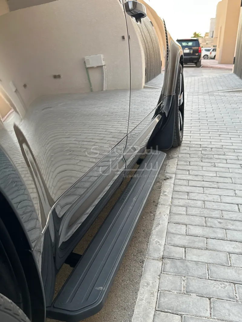 2020 Land Rover Defender X