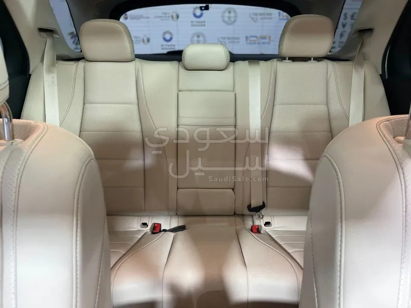 2022 مرسيدس - بنز جي إل إي 350