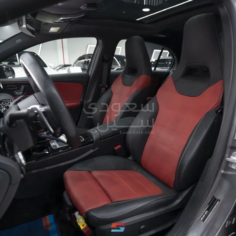 2023 Mercedes-Benz A 35 AMG
