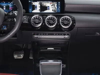 2023 Mercedes-Benz A 35 AMG