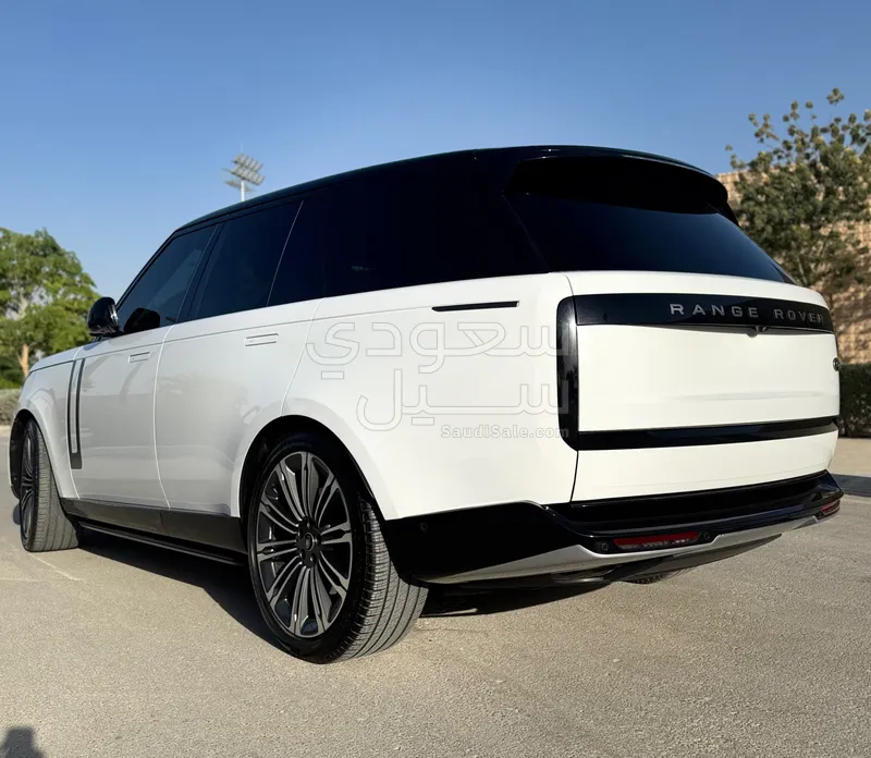 2023 Land Rover Range Rover Vogue SE
