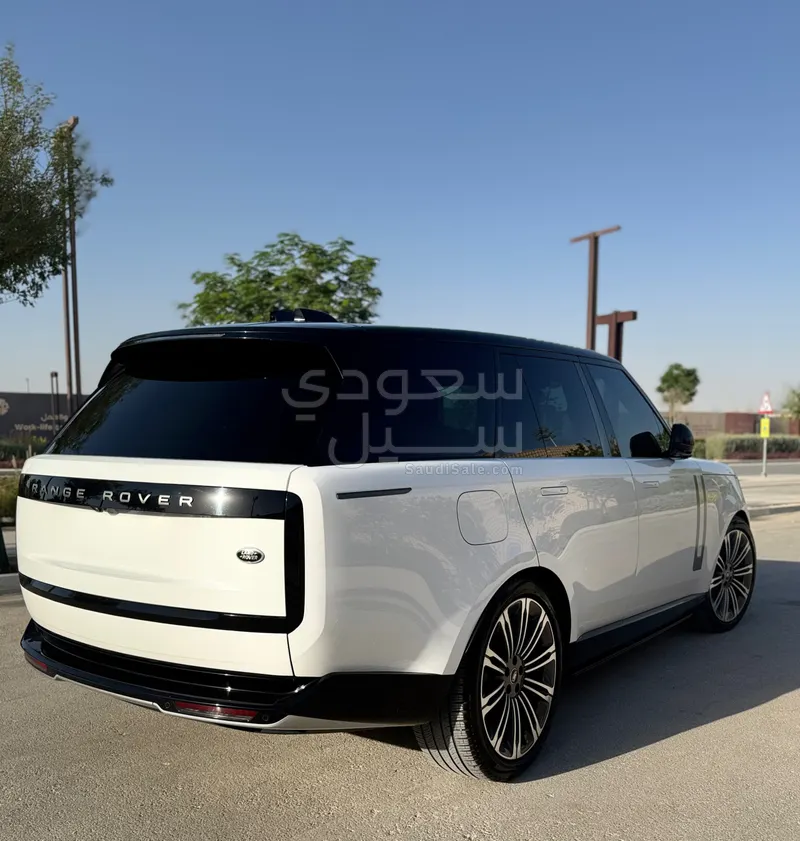 2023 Land Rover Range Rover Vogue SE