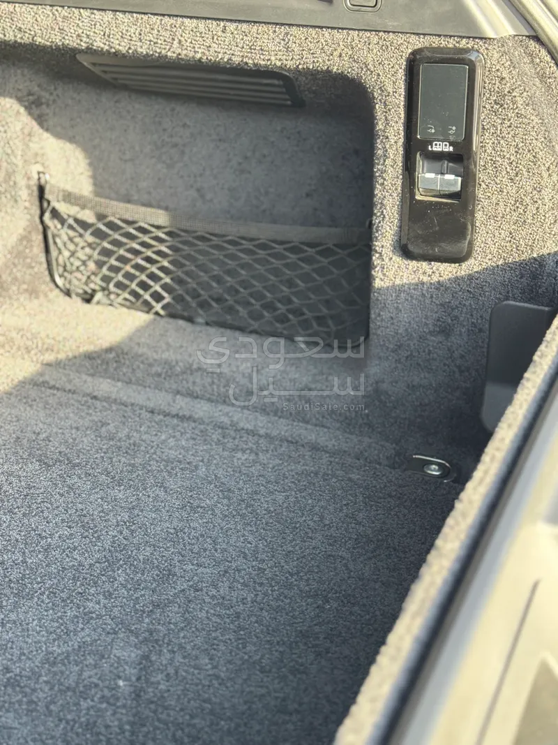 2023 Land Rover Range Rover Vogue SE