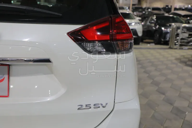 2021 Nissan X-Trail
