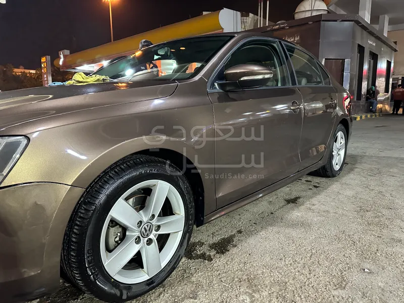 2014 فولكس واجن جيتا