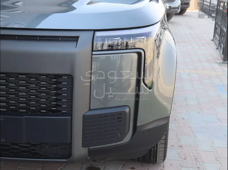 2025 روكس 01