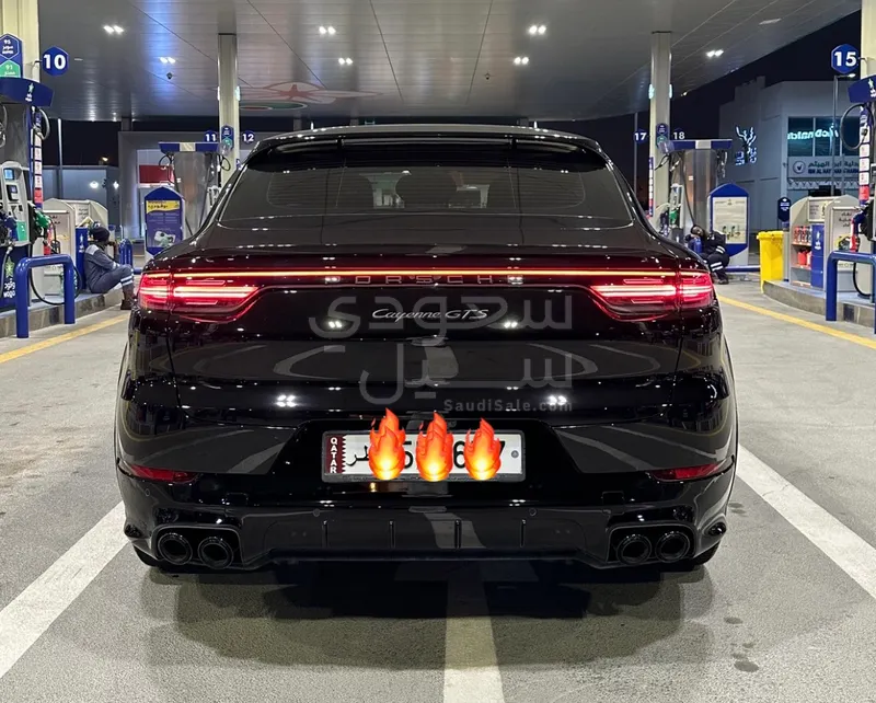 2021 Porsche Cayenne Coupe GTS