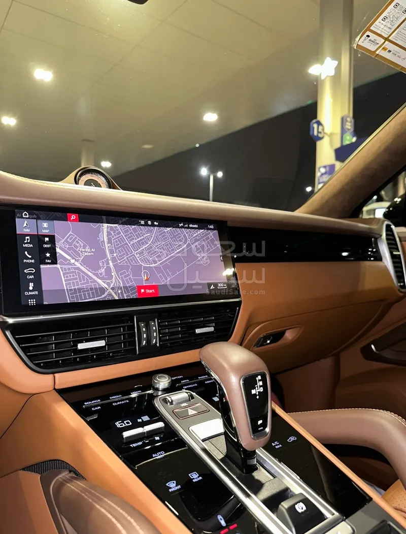 2021 Porsche Cayenne Coupe GTS