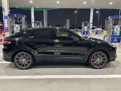 2021 Porsche Cayenne Coupe GTS