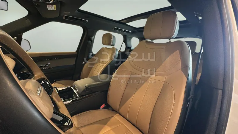 2024 لاند روفر رينج روفر سبورت اتش اس اي