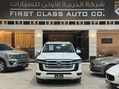 2025 Toyota Land Cruiser GXR 2