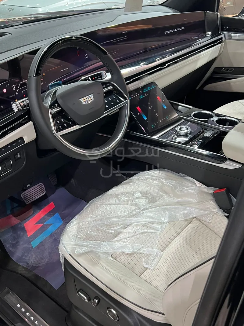 2025 كاديلاك اسكاليد سبورت