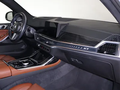 2024 BMW X Series 7 M kit