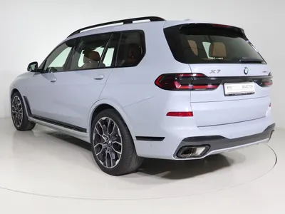 2024 BMW X Series 7 M kit