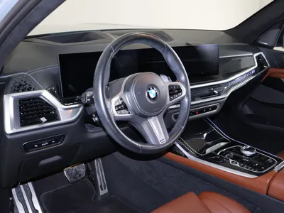 2024 BMW X Series 7 M kit