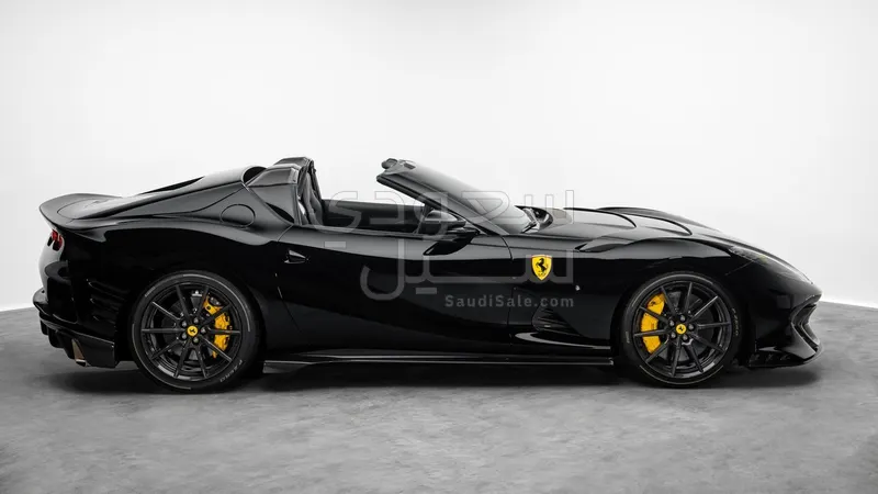 2024 Ferrari 812 Competizione