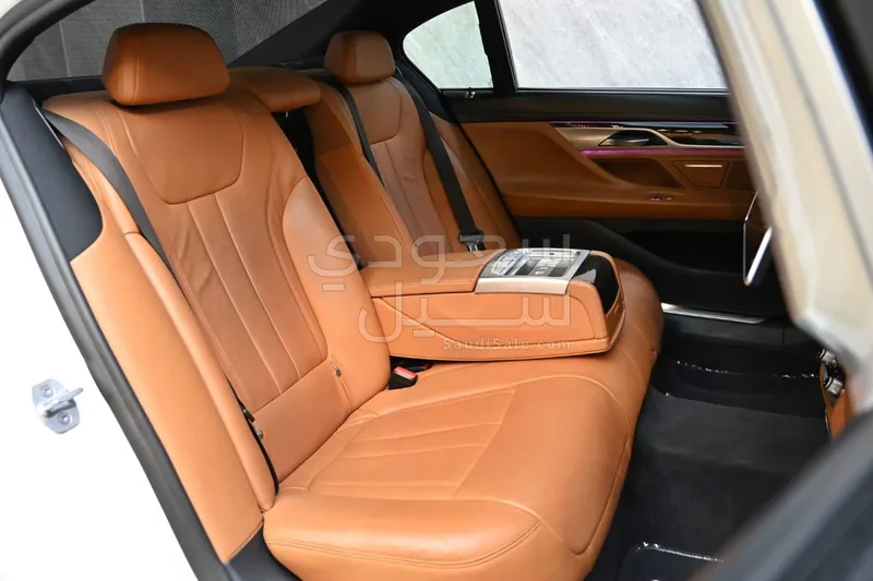 2020 BMW 7 Series 730Li