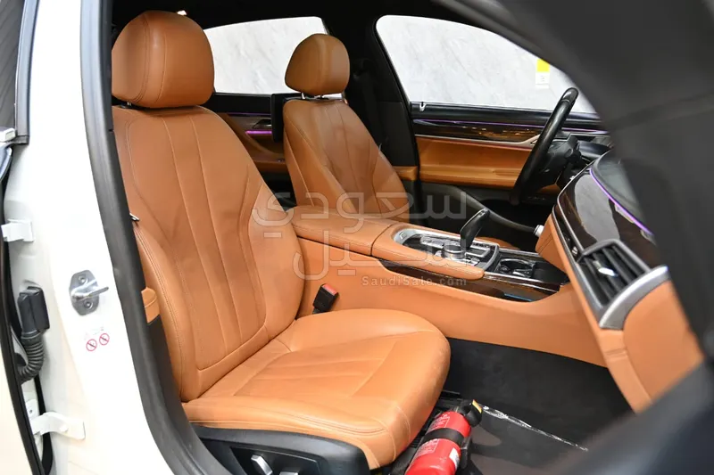 2020 BMW 7 Series 730Li
