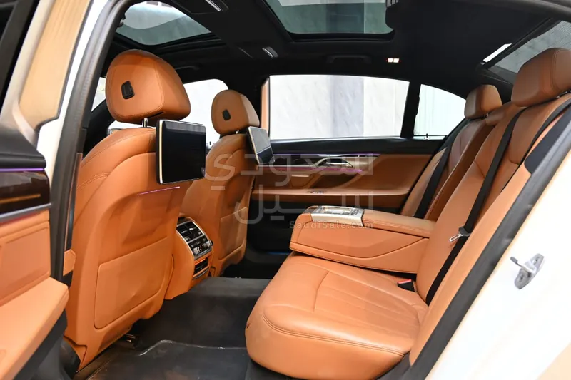 2020 BMW 7 Series 730Li