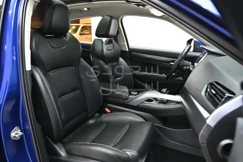 2022 Geely Tugella standard