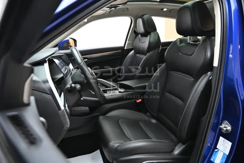2022 Geely Tugella standard