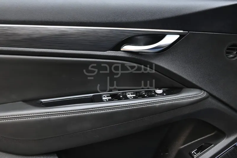 2022 Geely Tugella standard