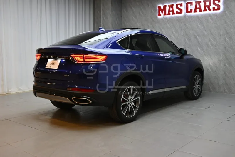 2022 Geely Tugella standard