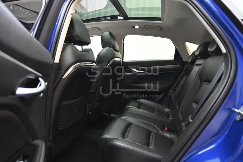2022 Geely Tugella standard