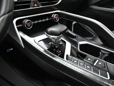 2022 Geely Tugella standard