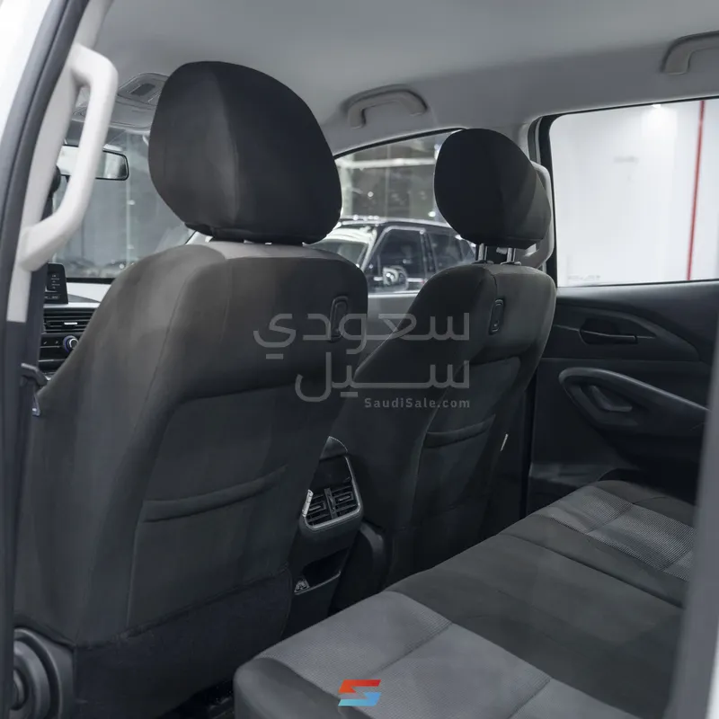 2023 Peugeot Pick up