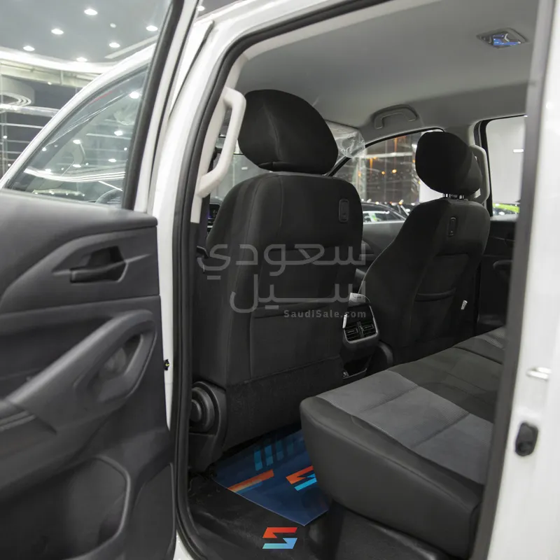 2023 Peugeot Pick up