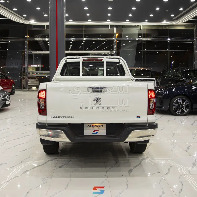 2023 Peugeot Pick up