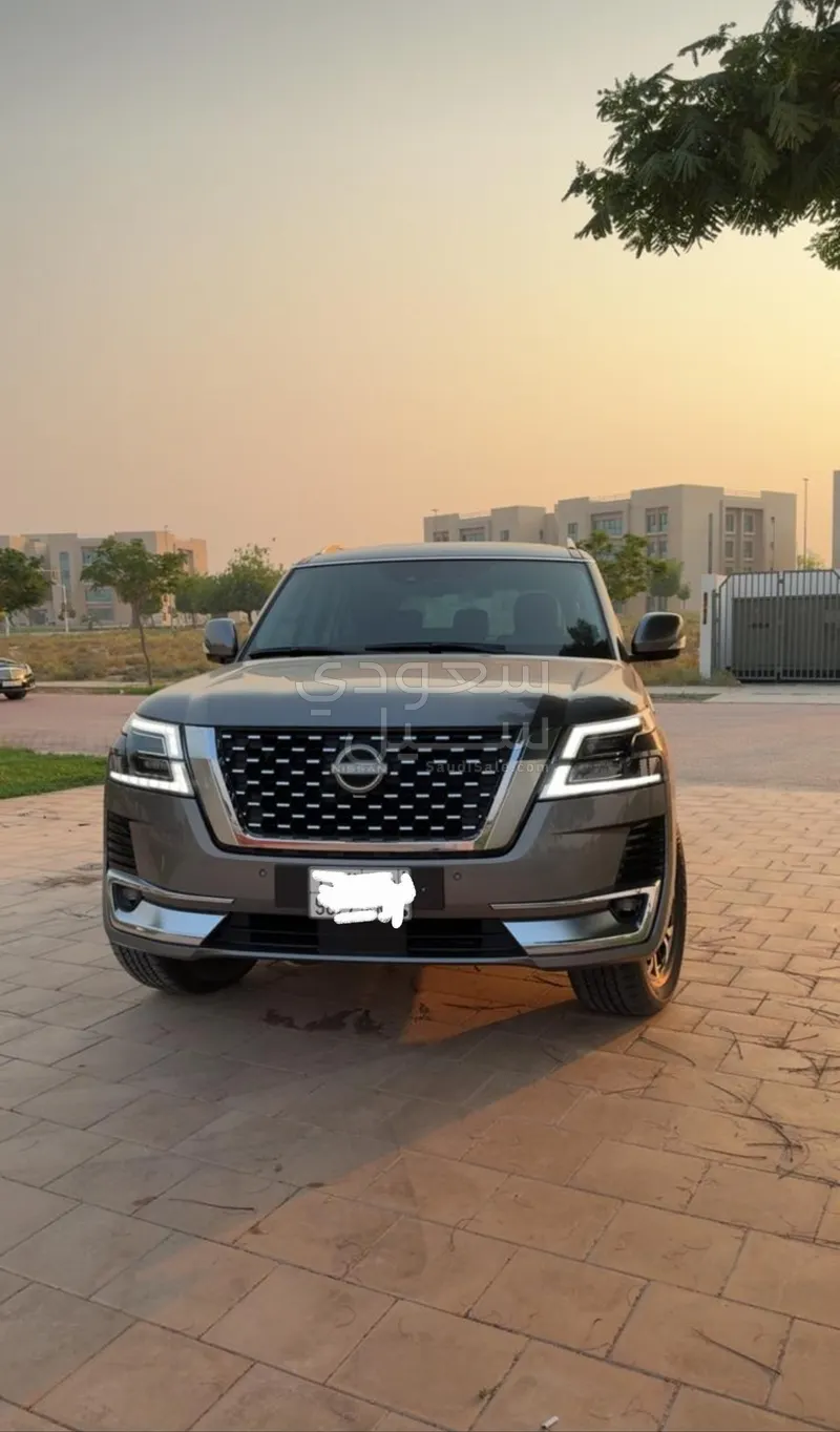 2023 Nissan Patrol Titanium