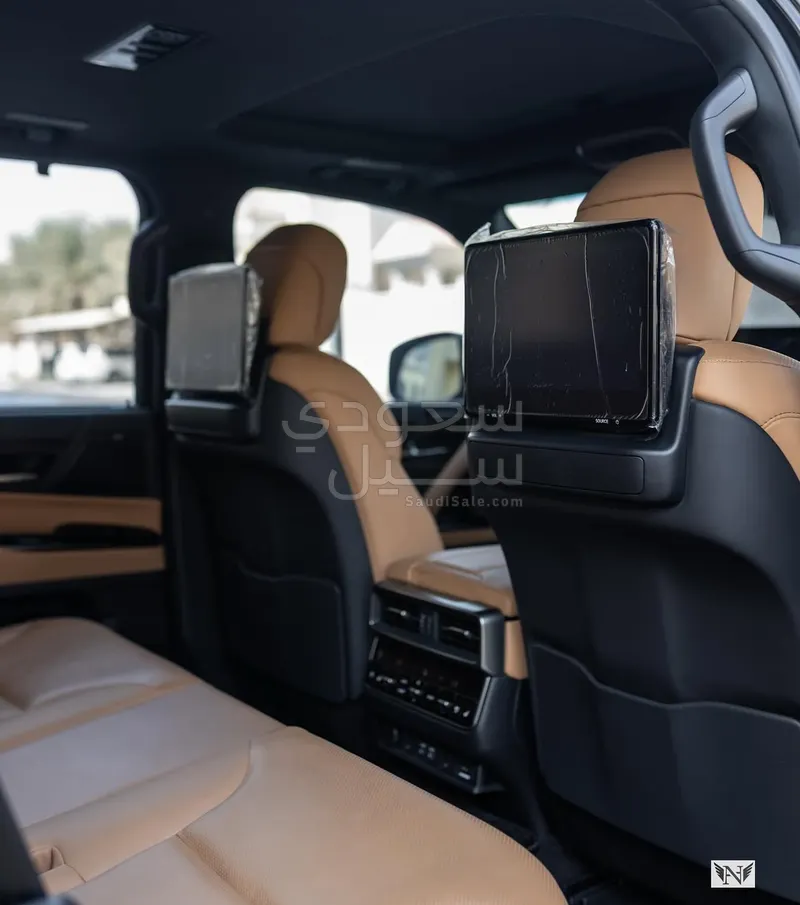 2022 Lexus LX 600