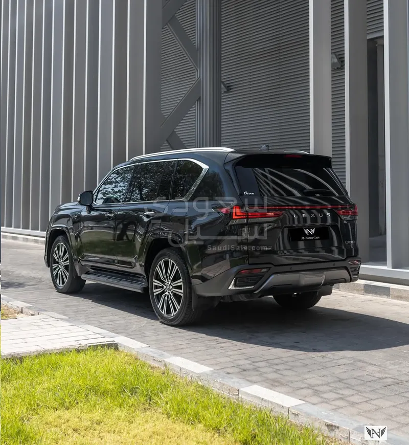 2022 Lexus LX 600