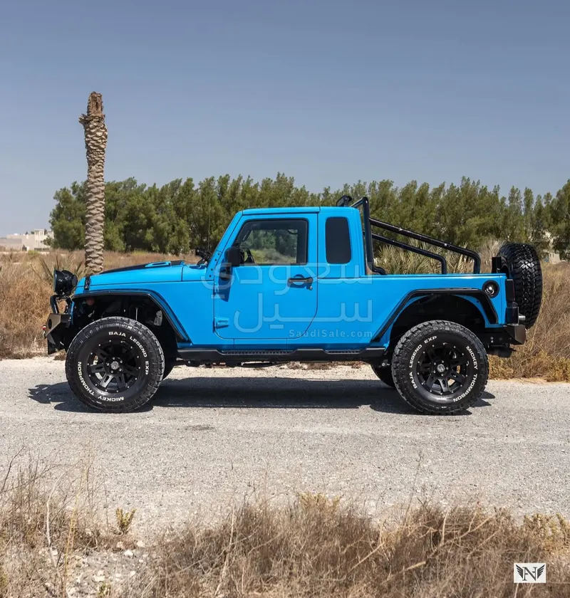 2013 Jeep Wrangler Sahara