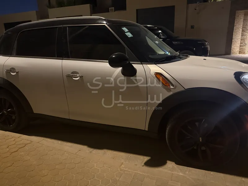2015 ميني كونتري مان
